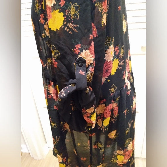 Torrid Georgette High-low Babydoll Button Up Blouse. Torrid size 4 (26w) - Picture 5 of 9